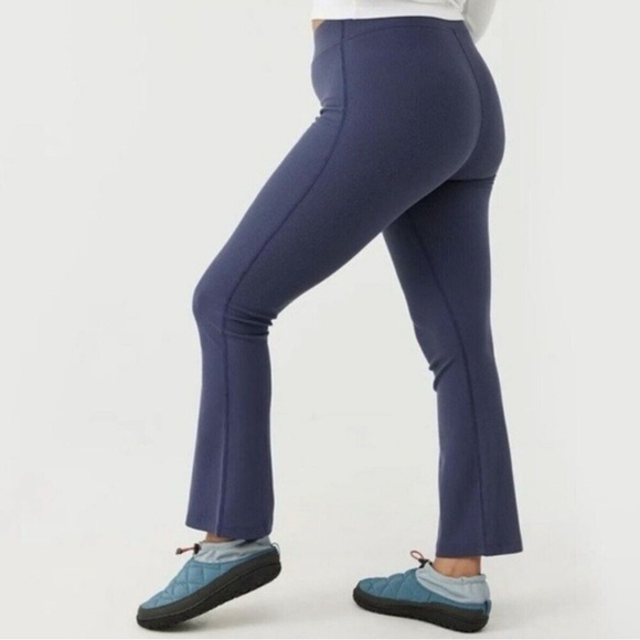 Outdoor Voices Navy Blue Superform Kick Flare Ribbed Pants- XXL - Picture 2 of 8